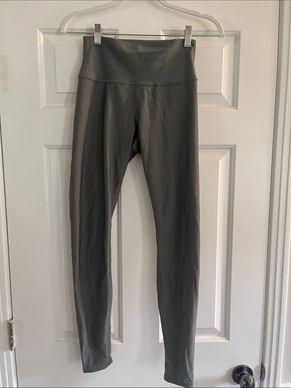 ALO Yoga Women's Olive/Gray High-Waist Leggings